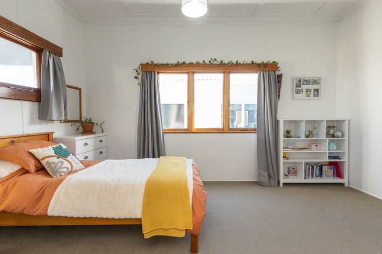 Photo of property in 89 Georges Drive, Napier South, Napier, 4110