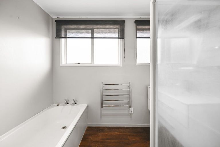 Photo of property in 14 Filmer Place, Melville, Hamilton, 3206