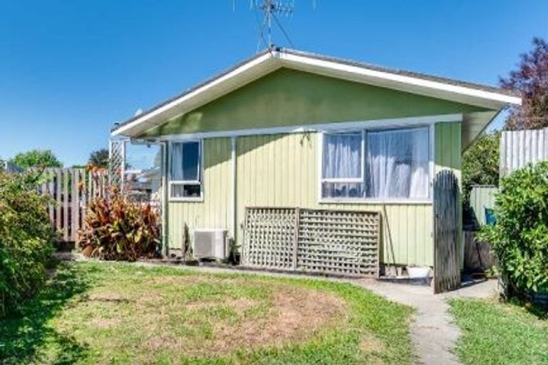 Photo of property in 9 Roskilda Crescent, Taradale, Napier, 4112