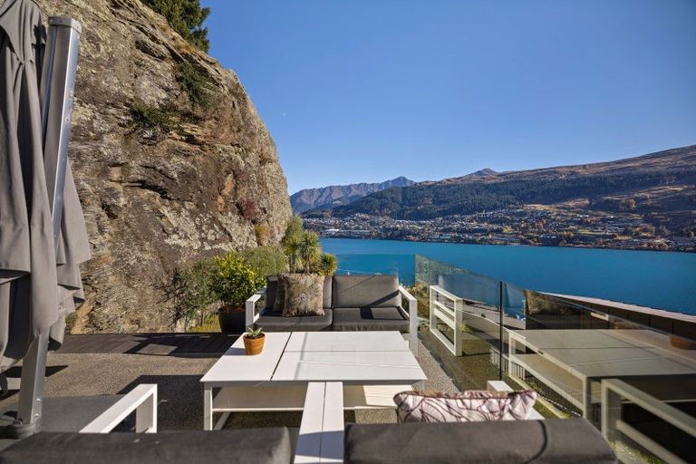 Photo of property in 292 Peninsula Road, Kawarau Falls, Queenstown, 9300