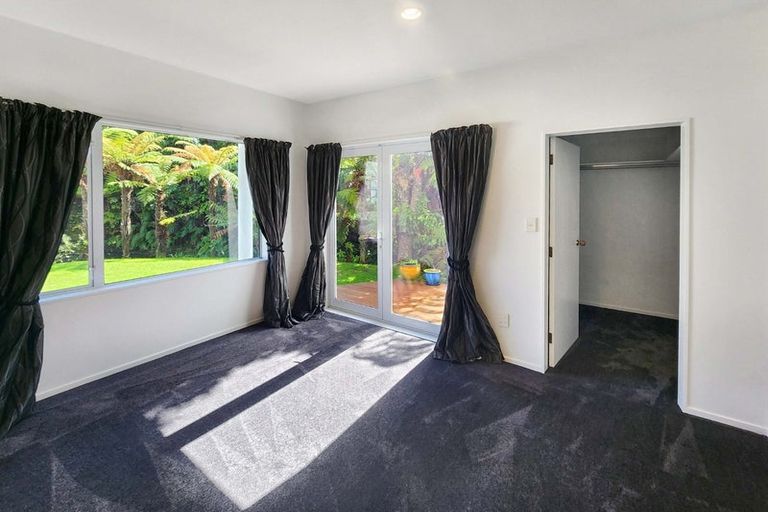 Photo of property in 75 Viewmont Drive, Harbour View, Lower Hutt, 5010