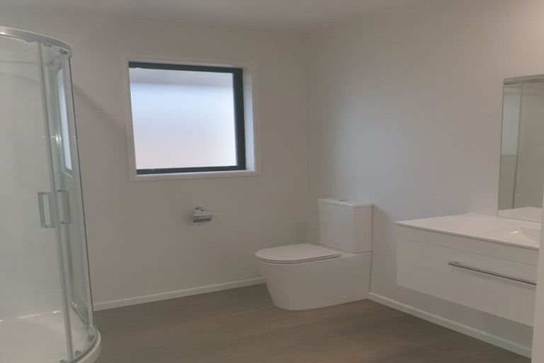 Photo of property in 93a Sandspit Road, Waiuku, 2123