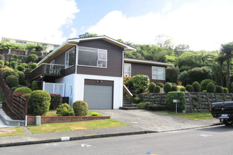 Photo of property in 5 Dawn Grove, Brown Owl, Upper Hutt, 5018