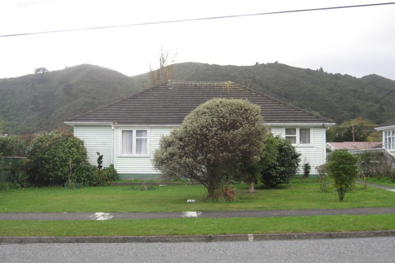Photo of property in 29 Langford Street, Naenae, Lower Hutt, 5011