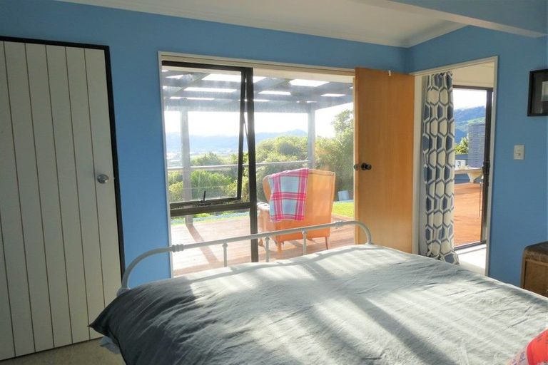 Photo of property in 46 Arnott Heights, Greymouth, 7805