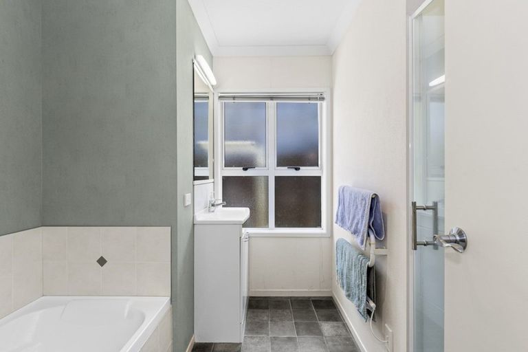 Photo of property in 8 Kanuka Place, Pyes Pa, Tauranga, 3112