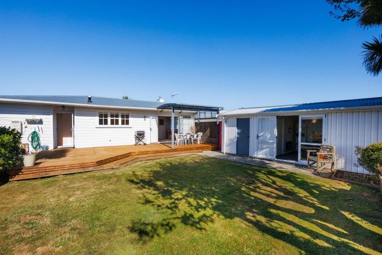 Photo of property in 29 Buick Crescent, Awapuni, Palmerston North, 4412