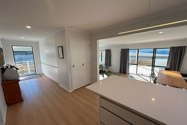 Photo of property in 225b Dickson Road, Papamoa Beach, Papamoa, 3118