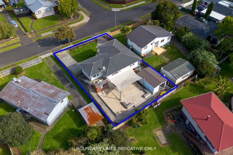 Photo of property in 12 Ronald Place, Manurewa, Auckland, 2102