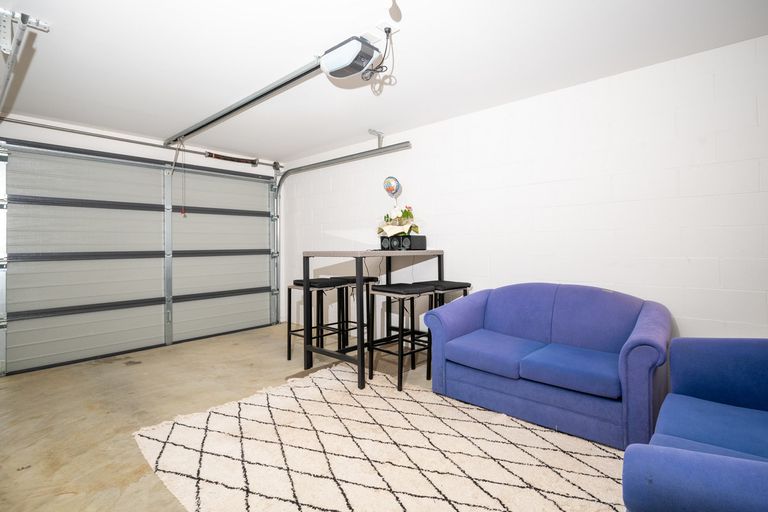 Photo of property in 55 Seymour Road, Sunnyvale, Auckland, 0612