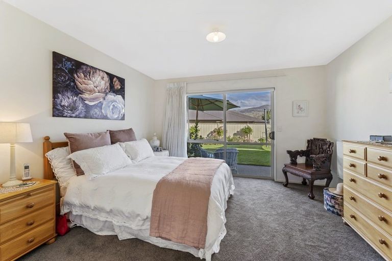 Photo of property in 8 Robertson Court, Cromwell, 9310