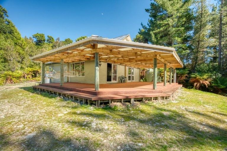 Photo of property in 1487 Old Christchurch Road, Awatuna, Hokitika, 7882
