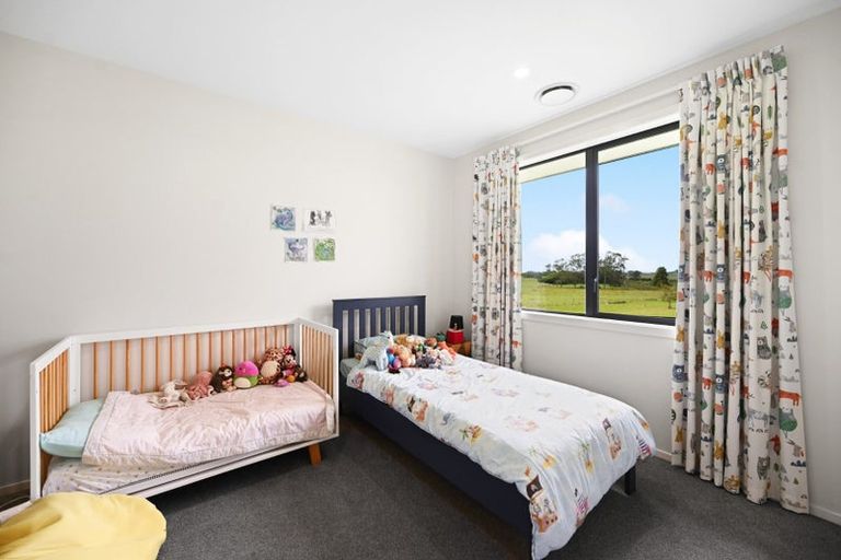 Photo of property in 402 Lake Road, Horsham Downs, 3791
