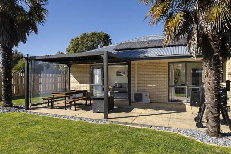 Photo of property in 16 Monaco View, Stoke, Nelson, 7011