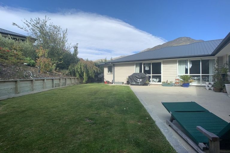 Photo of property in 8 Cotswold Court, Lower Shotover, Queenstown, 9304