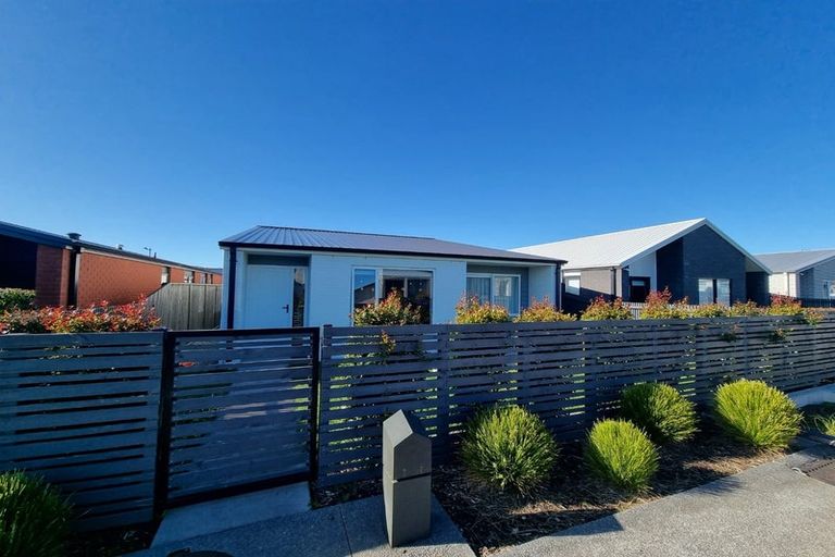 Photo of property in 15 Sierra Way, Ramarama, 2579