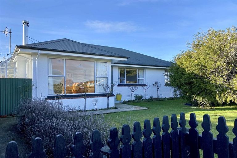 Photo of property in 36 Highfield Terrace, Newfield, Invercargill, 9812