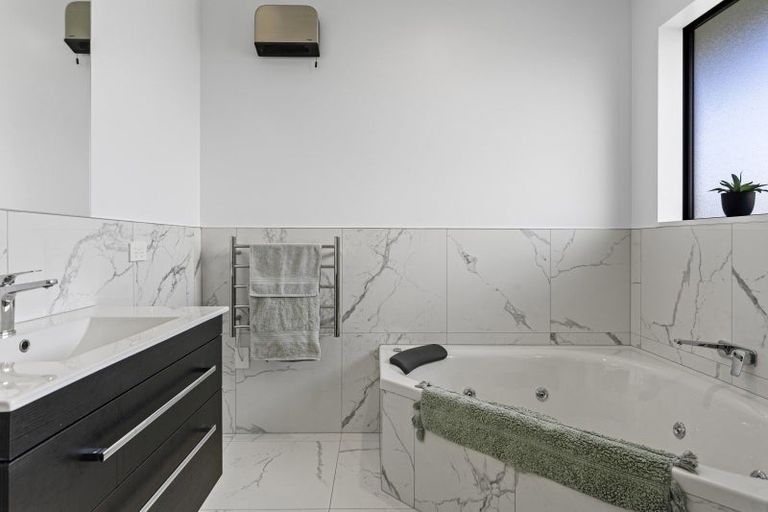 Photo of property in 18 Norris Drive, Swannanoa, Kaiapoi, 7692