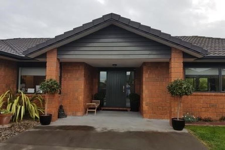 Photo of property in 14 Cole Thomas Place, Huntington, Hamilton, 3210