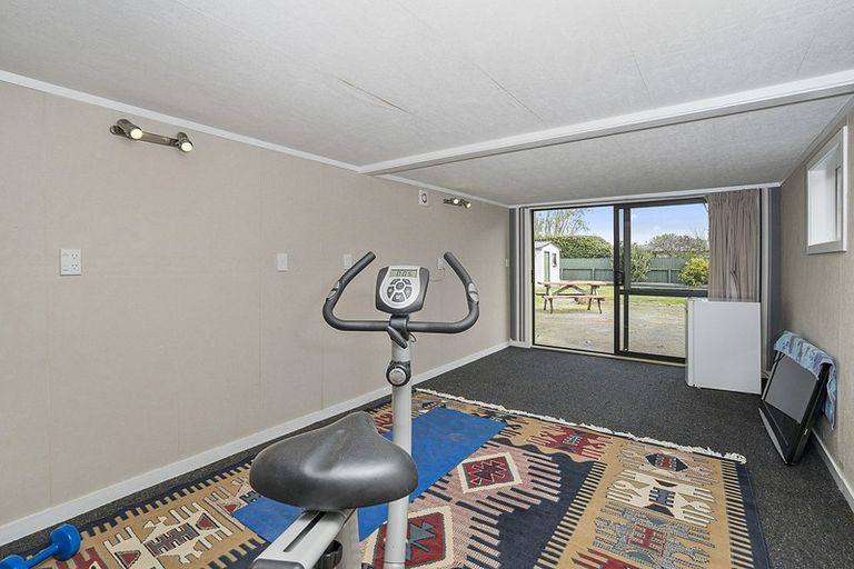 Photo of property in 392 Ruahine Street, Terrace End, Palmerston North, 4410