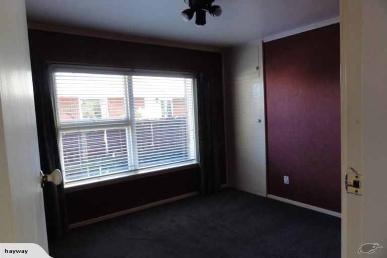 Photo of property in 21 Egmont Place, Bishopdale, Christchurch, 8051