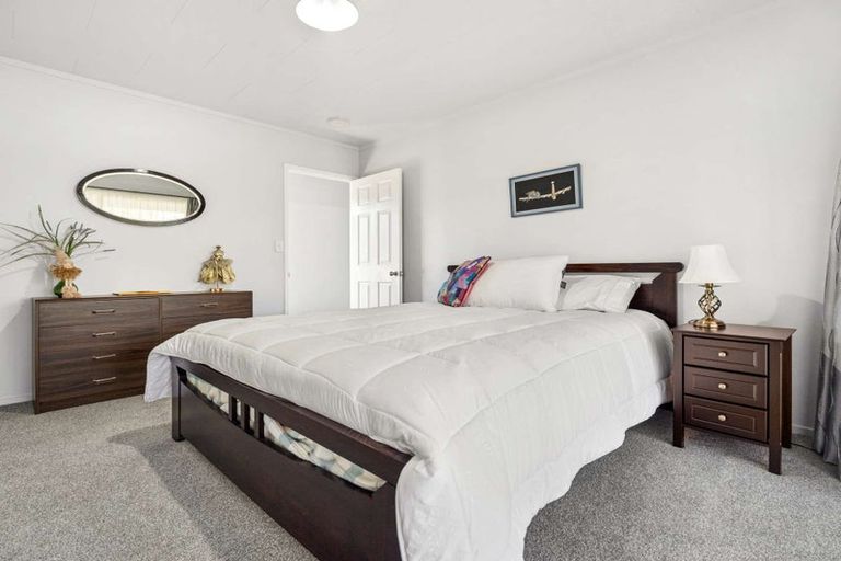 Photo of property in 52 Racecourse Road, Waiuku, 2123