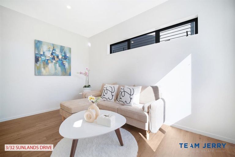 Photo of property in 3/32 Sunlands Drive, Manurewa, Auckland, 2102