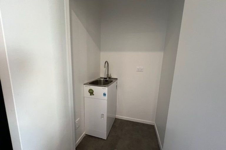 Photo of property in 27/28 Westgate Drive, Westgate, Auckland, 0614