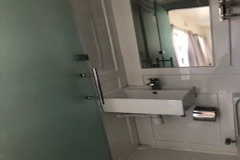 Photo of property in 51 Christmas Road, Manurewa, Auckland, 2102