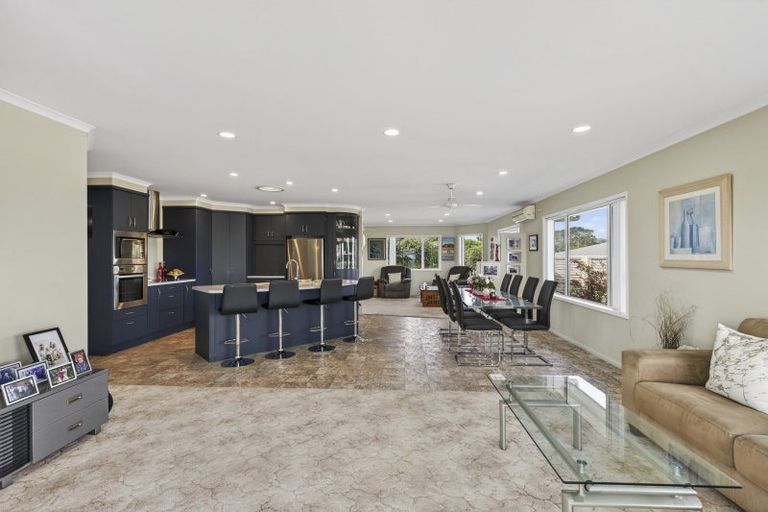 Photo of property in 38 Karamea Street, Whalers Gate, New Plymouth, 4310