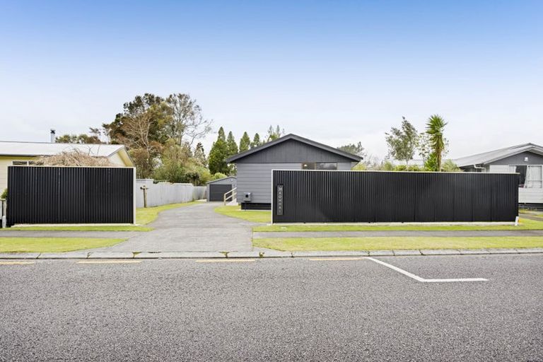 Photo of property in 34 Kowhai Street, Inglewood, 4330