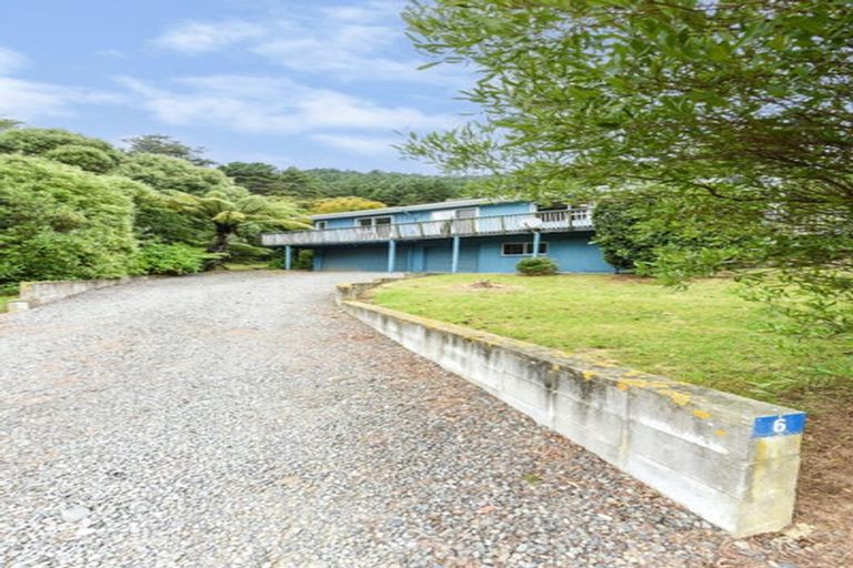 Photo of property in 6 Mccormicks Road, Whatamango Bay, Picton, 7281