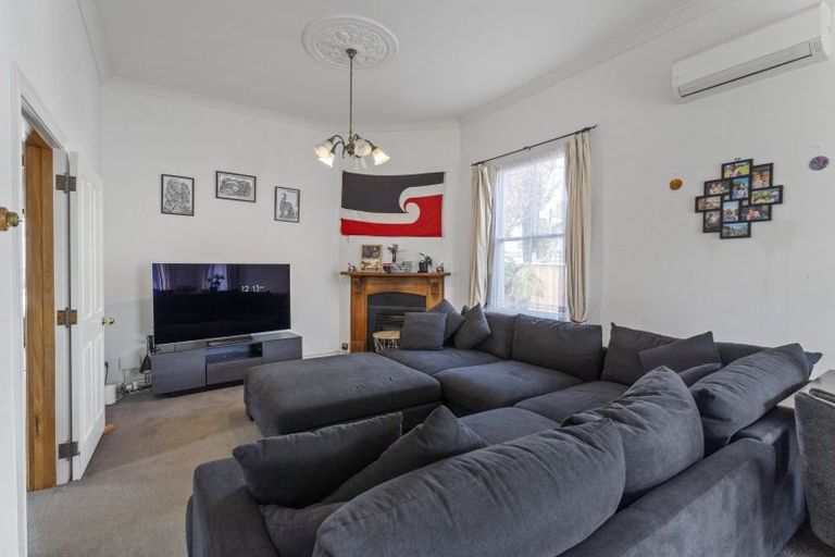 Photo of property in 22 Seddon Street, Levin, 5510