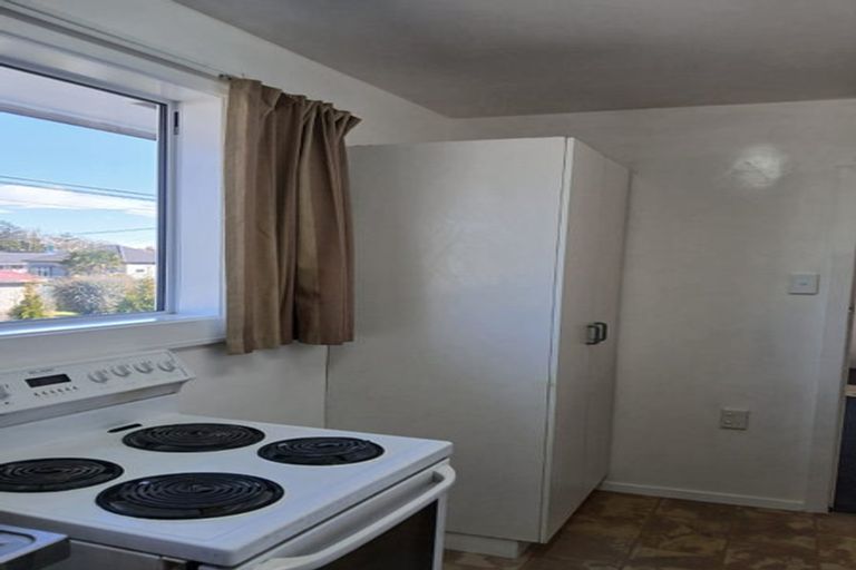 Photo of property in 2/22 Clare Road, St Albans, Christchurch, 8014
