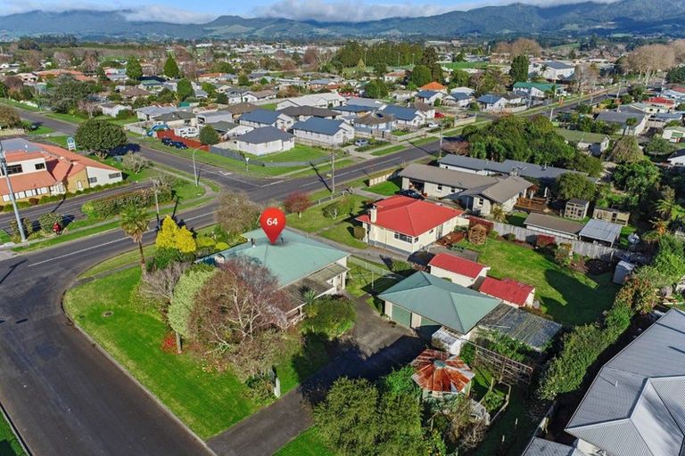 Photo of property in 64 Beach Road, Katikati, 3129