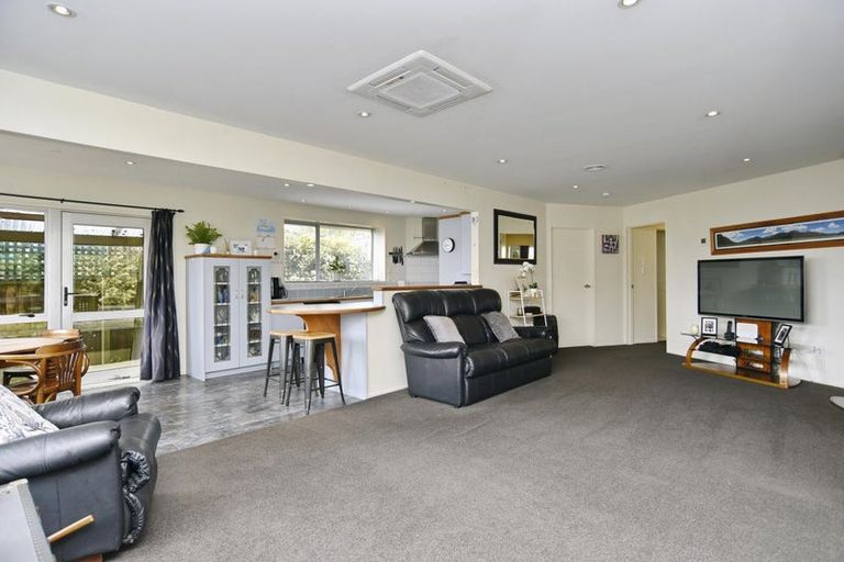 Photo of property in 14a Thompsons Road, Belfast, Christchurch, 8051