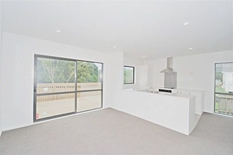 Photo of property in 90 Chelburn Crescent, Mangere East, Auckland, 2024