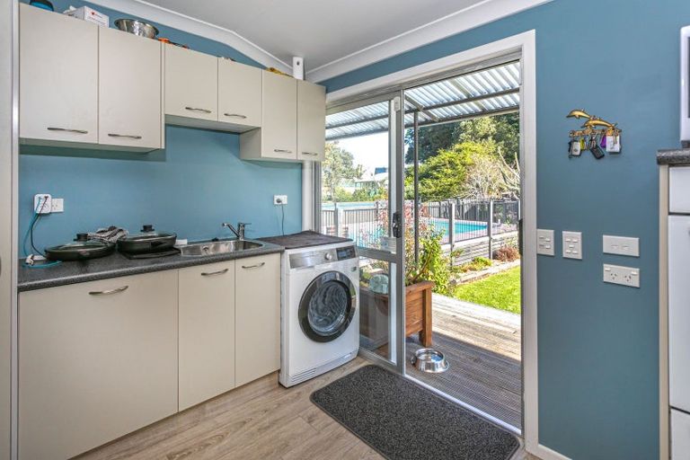 Photo of property in 135 Hauraki Road, Coromandel, 3506