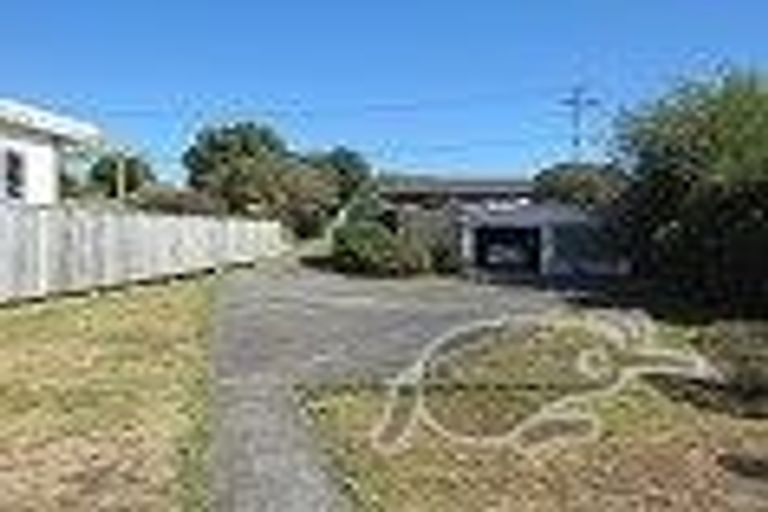 Photo of property in 24 Kaka Road, Raumati Beach, Paraparaumu, 5032