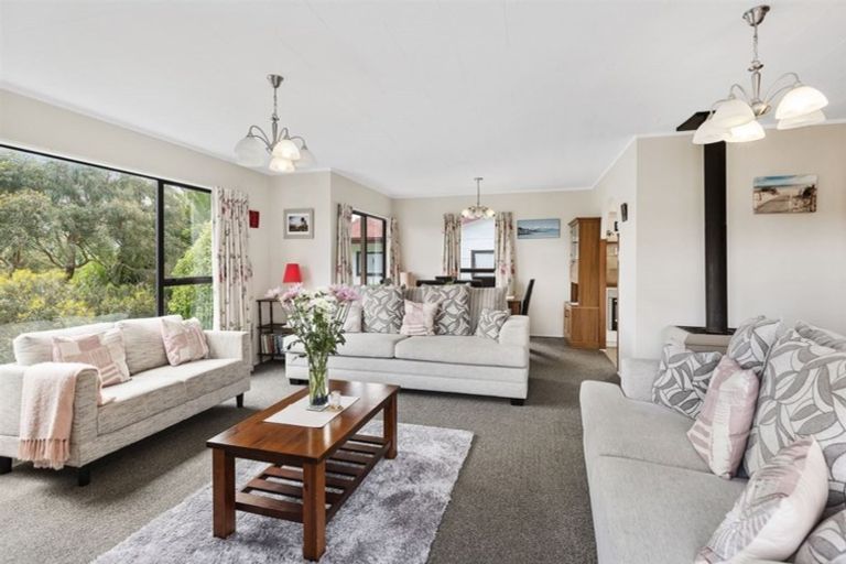 Photo of property in 12 Transom Close, Whitby, Porirua, 5024