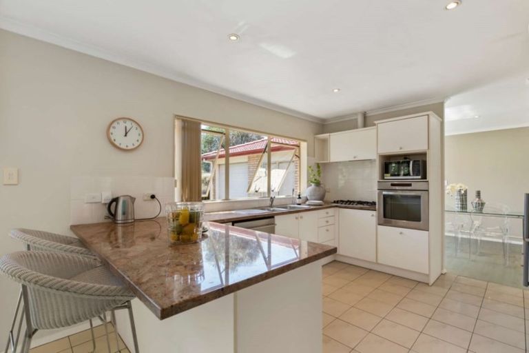 Photo of property in 12 Tington Avenue, Wattle Downs, Auckland, 2103