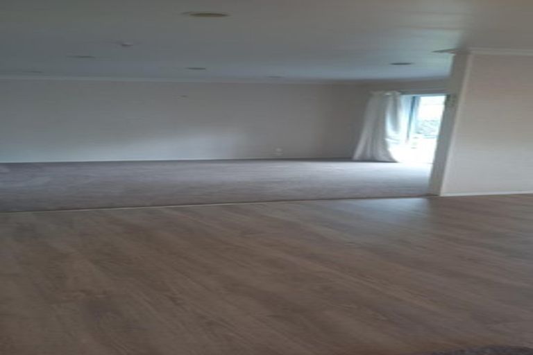 Photo of property in 10 Clare Street, Cambridge, 3434