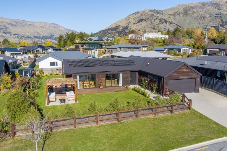 Photo of property in 45 West Meadows Drive, Wanaka, 9305