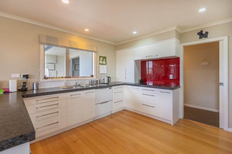 Photo of property in 86 Belgrove Drive, Waipukurau, 4200