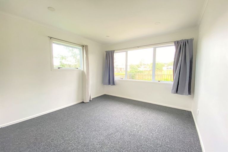Photo of property in 13 Hyde Street, Manurewa East, Auckland, 2102