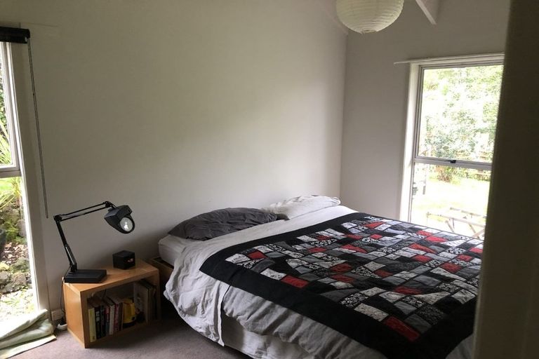 Photo of property in 2/38 Eastglen Road, Glen Eden, Auckland, 0602