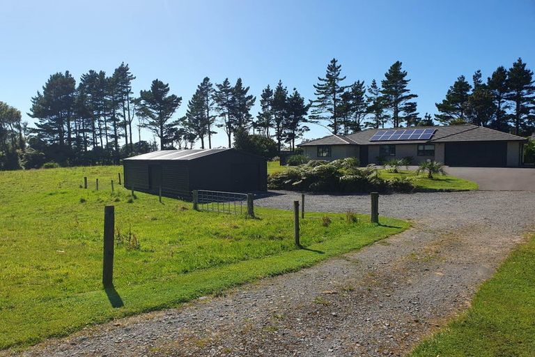 Photo of property in 1225 Frankley Road, Hurworth, New Plymouth, 4371