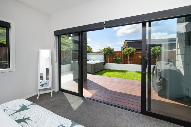 Photo of property in 35 Freedom Drive, Kelvin Grove, Palmerston North, 4414