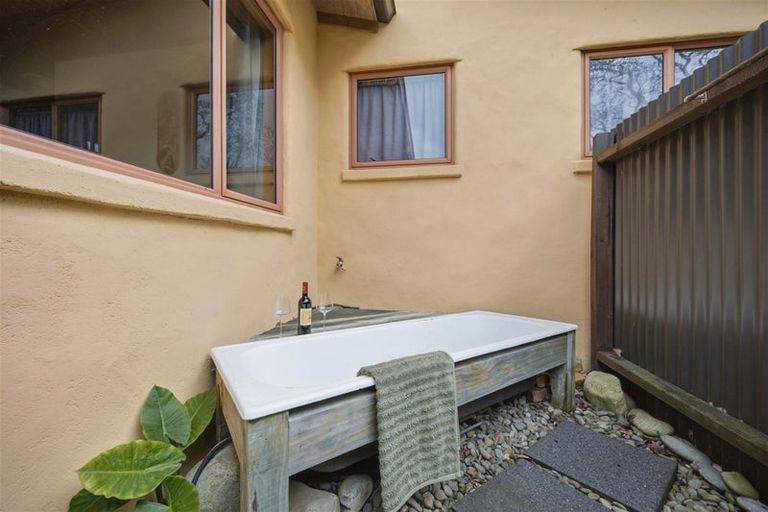 Photo of property in 5 Courtney Street, Motueka, 7120