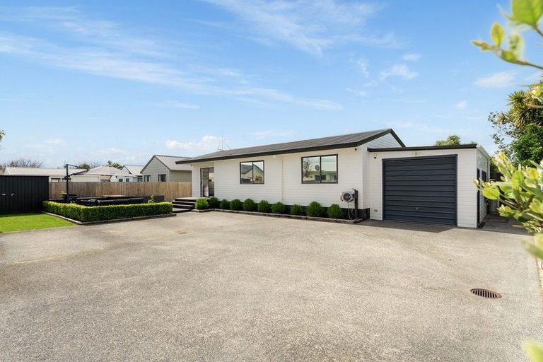 Photo of property in 19b Opal Drive, Papamoa Beach, Papamoa, 3118
